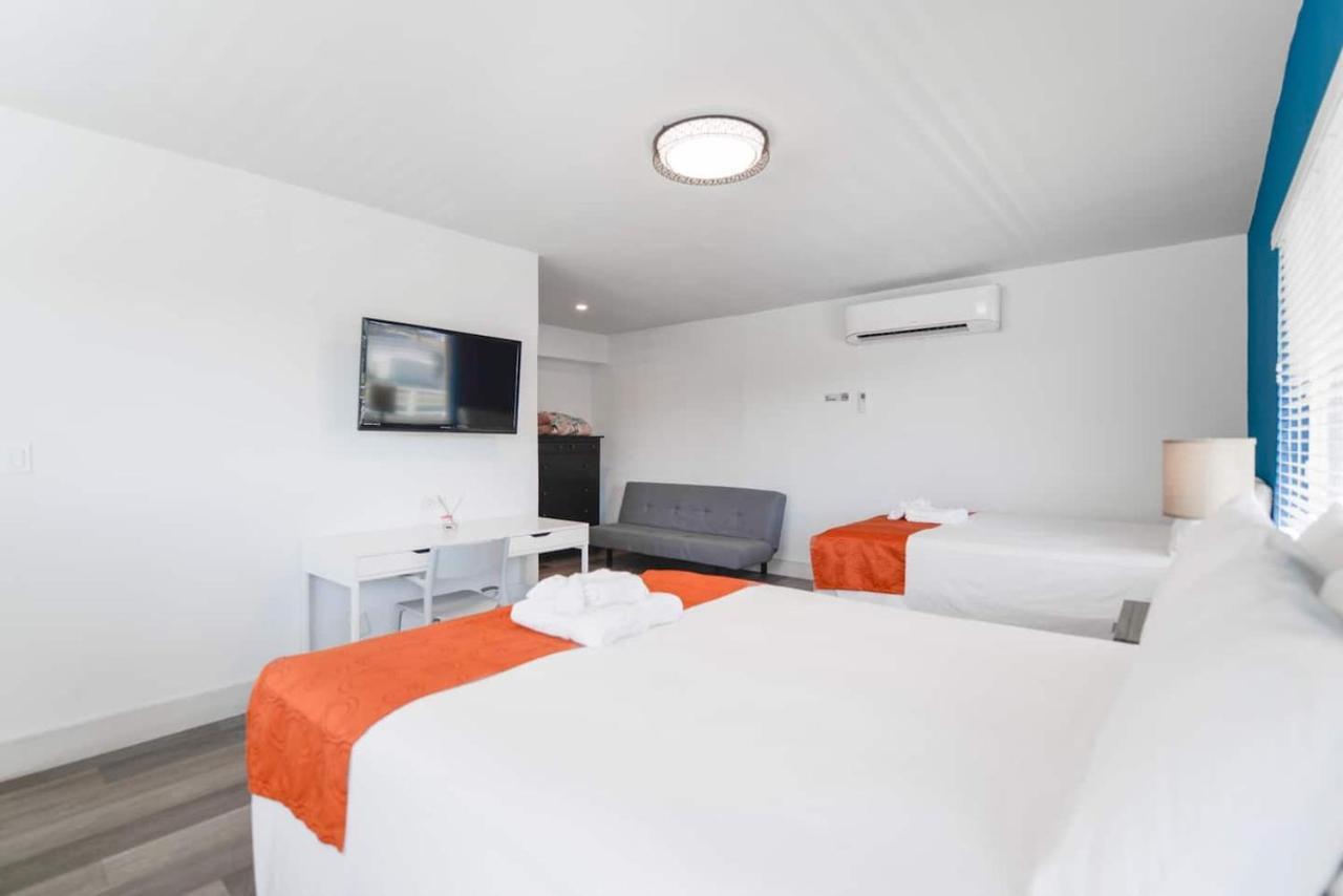 Cozy 1 Bedroom With Pool Steps From The Beach #41 Hollywood Luaran gambar